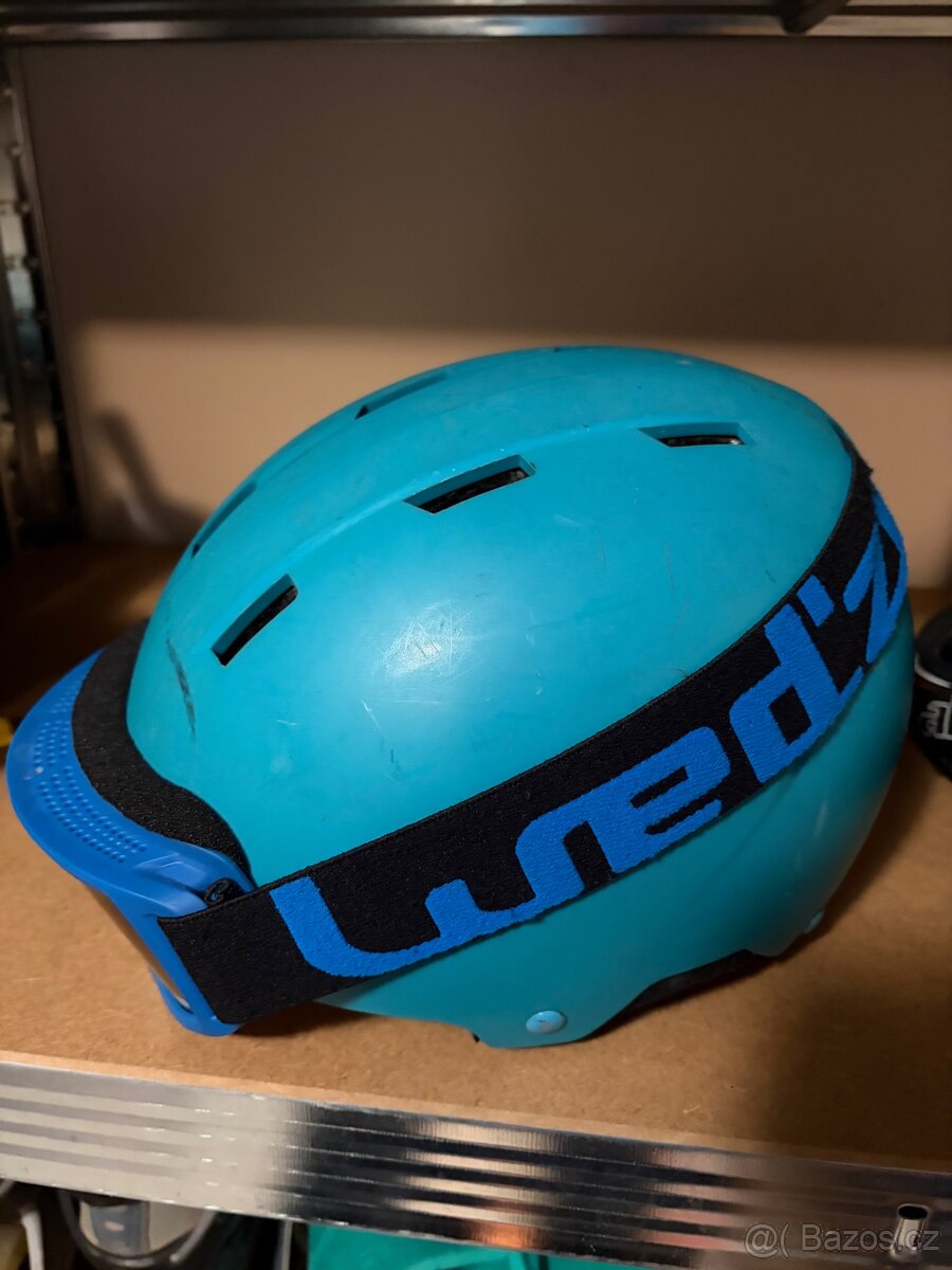 Lyzarska a snowboard helma wedze - 3