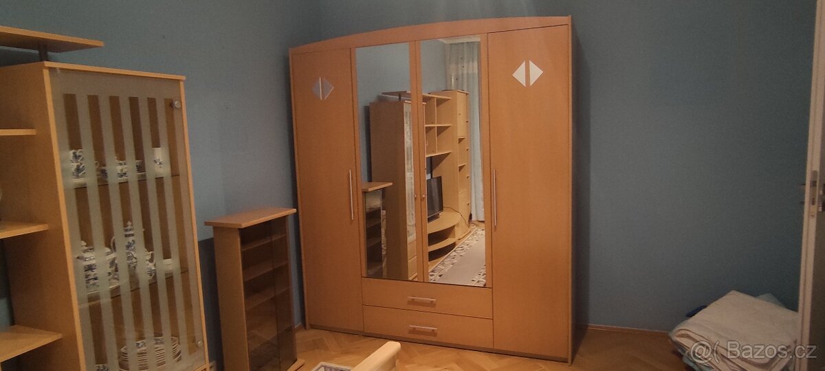 šatní skříň buk - 3