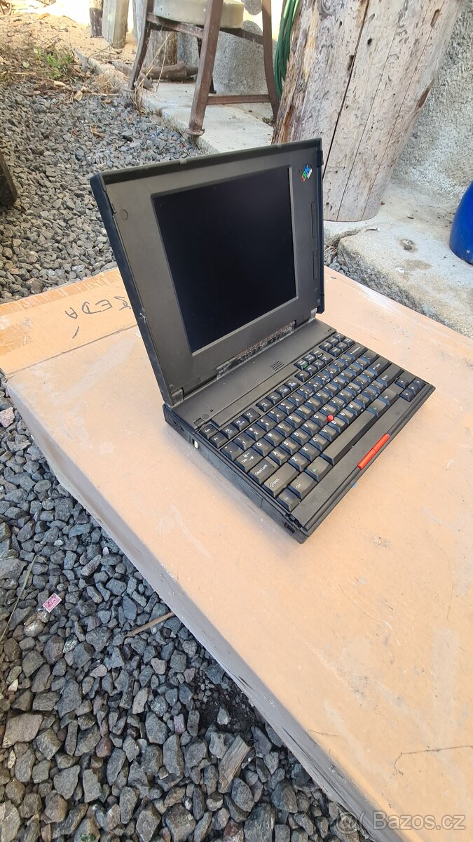 IBM legendární pravěký notebook typ 9545 - 3