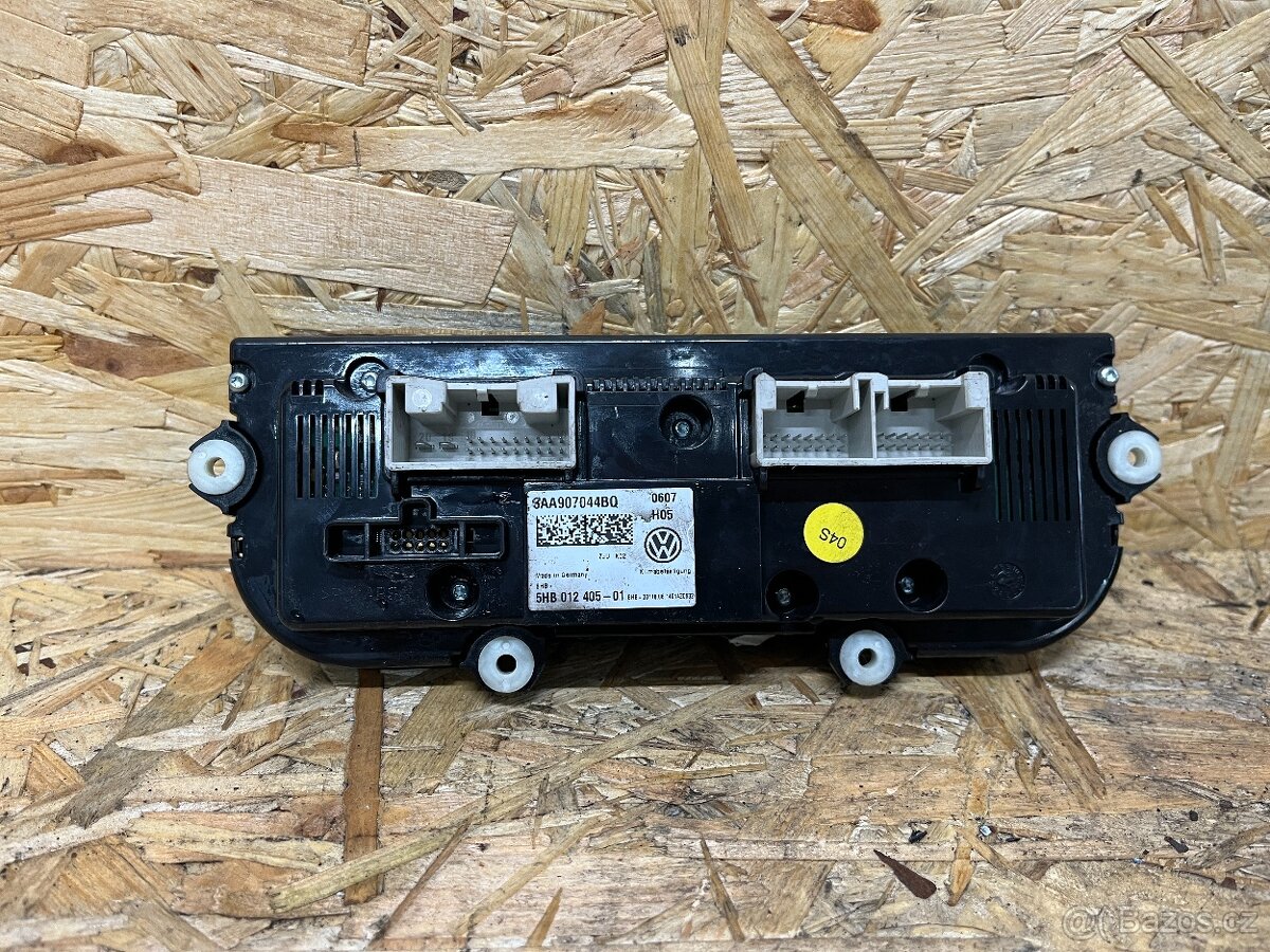 PANEL OVLÁDÁNÍ TOPENÍ VW PASSAT B7 3AA907044BQ - 3
