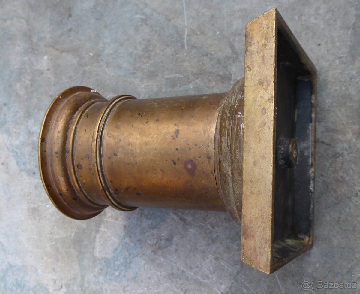 Kamenin.stojánek, mosazný postavec a sada závaží po dědovi - 3