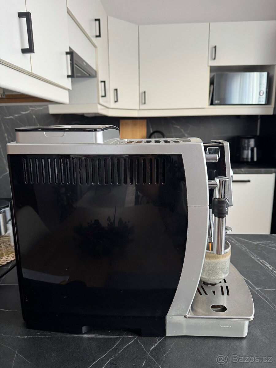 Automatický kávovar De’Longhi - plně funkční - 3