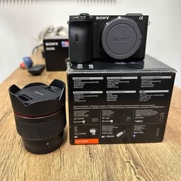 Sony Alpha A6600 With Samyang 12 lens - 3