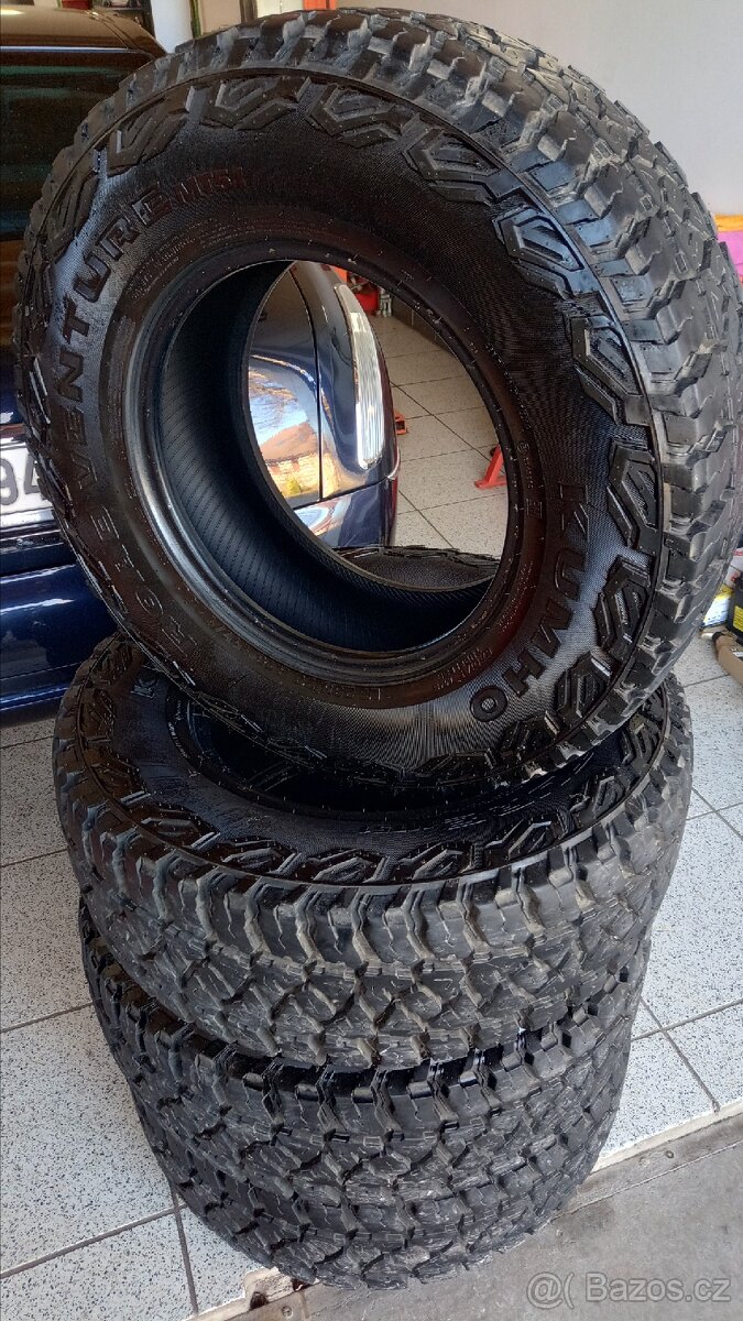 Celoroční pneu 265/70 R16 Kumho RoadVenture MT 51 M+S - 3