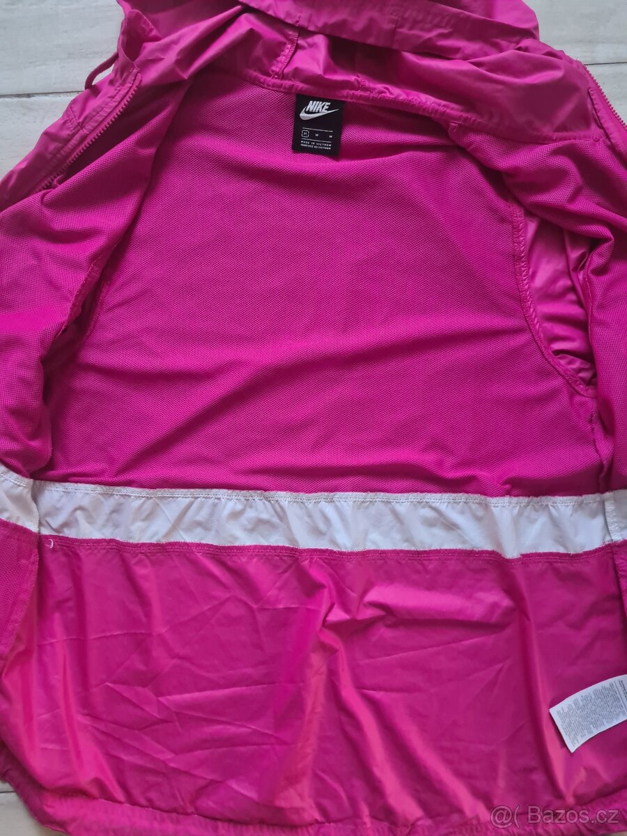 Růžová bunda Nike vel M, nosena ale porad hezká - 3