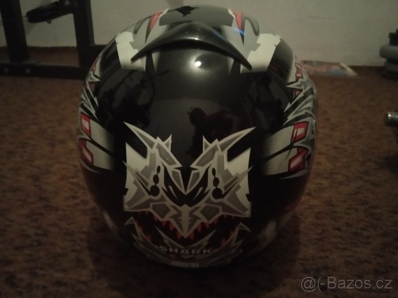 Shark prilba - 3