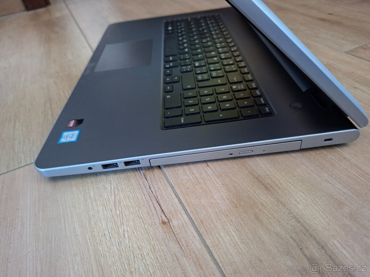 Dell Inspiron5759(i7/16GB/512 SSD/Radeon 4GB/17,3" - 3