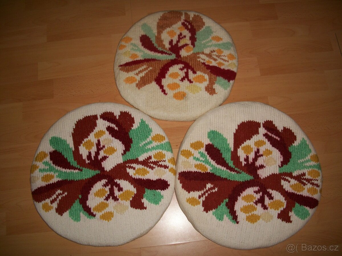 Ruční práce - obraz, závěs, podsedáky - 3