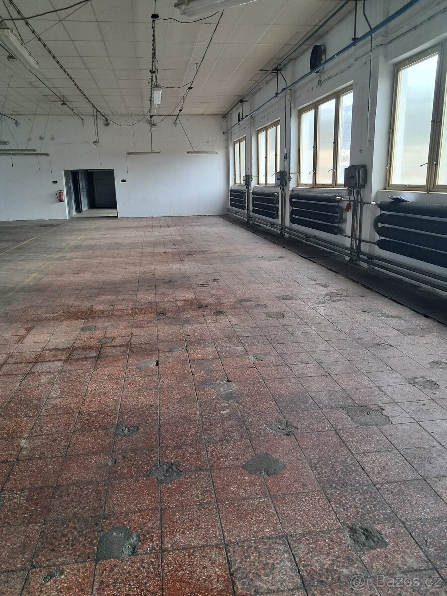 Pronájem, Sklad, 421m² - Skuteč - Husova ul., ev.č. 00174 - 3