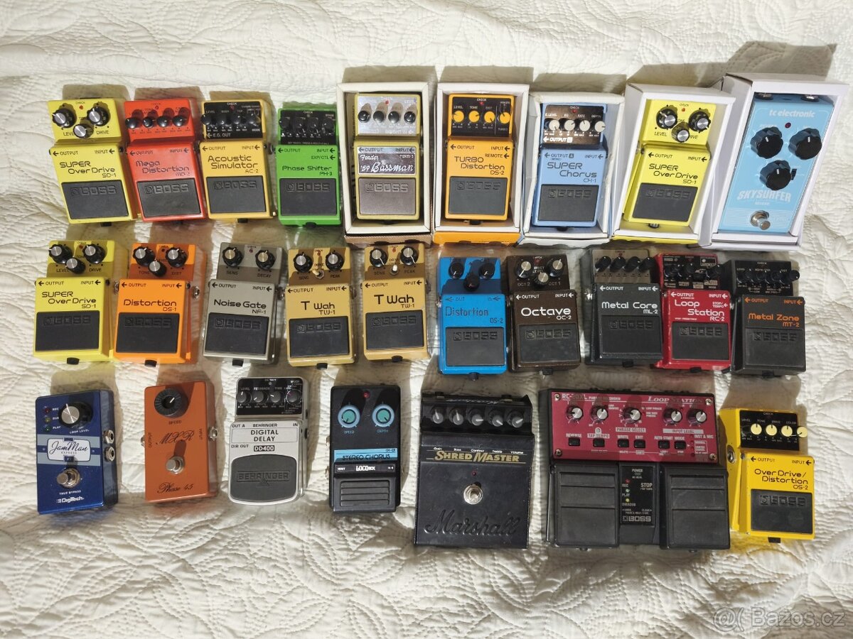 BOSS pedály a jiné - 3