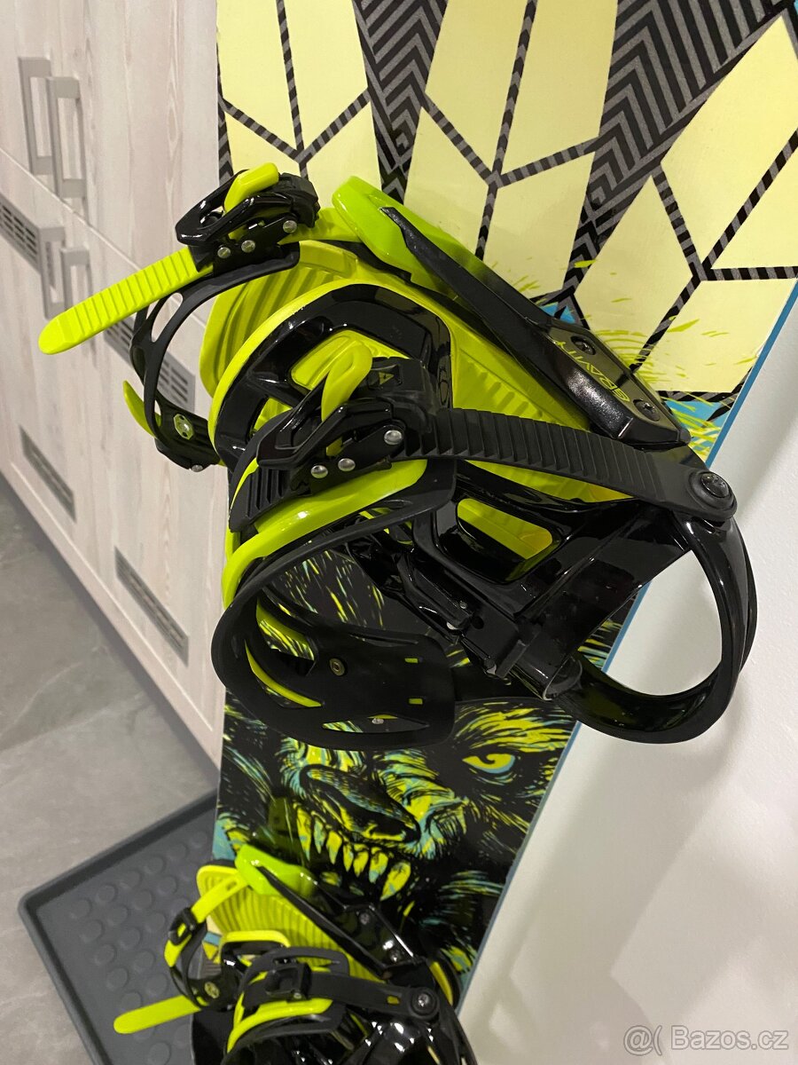 Snowboard + vázání Gravity - 3