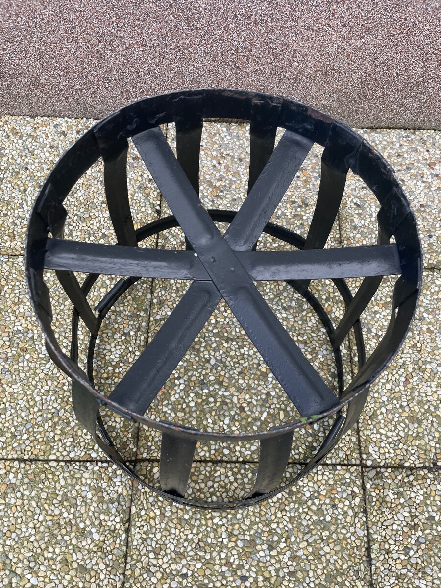 Kovový koš na demižon - 3