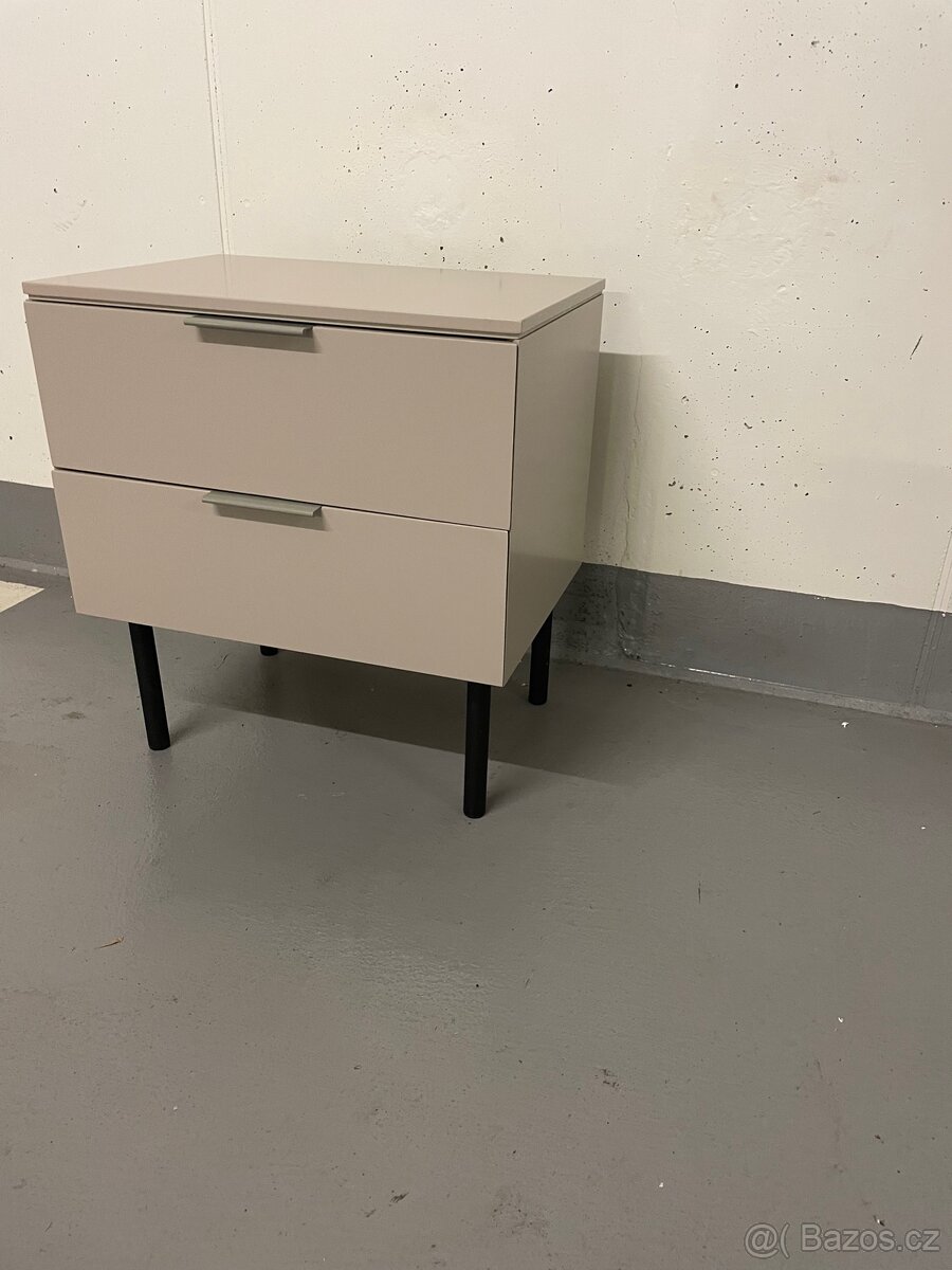 Béžový noční stolek Totem - 3