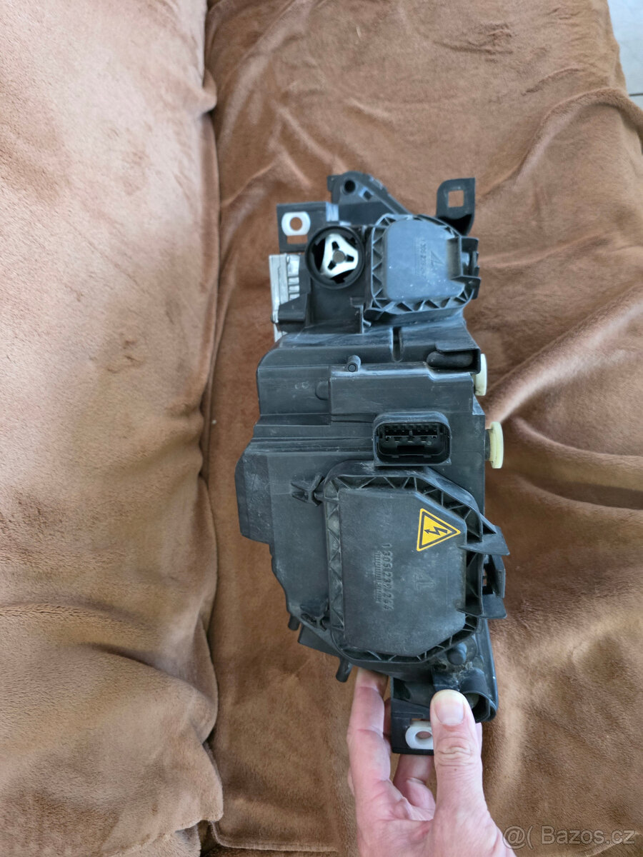 Světlomet BMW 6 2006 E63 prave - 3