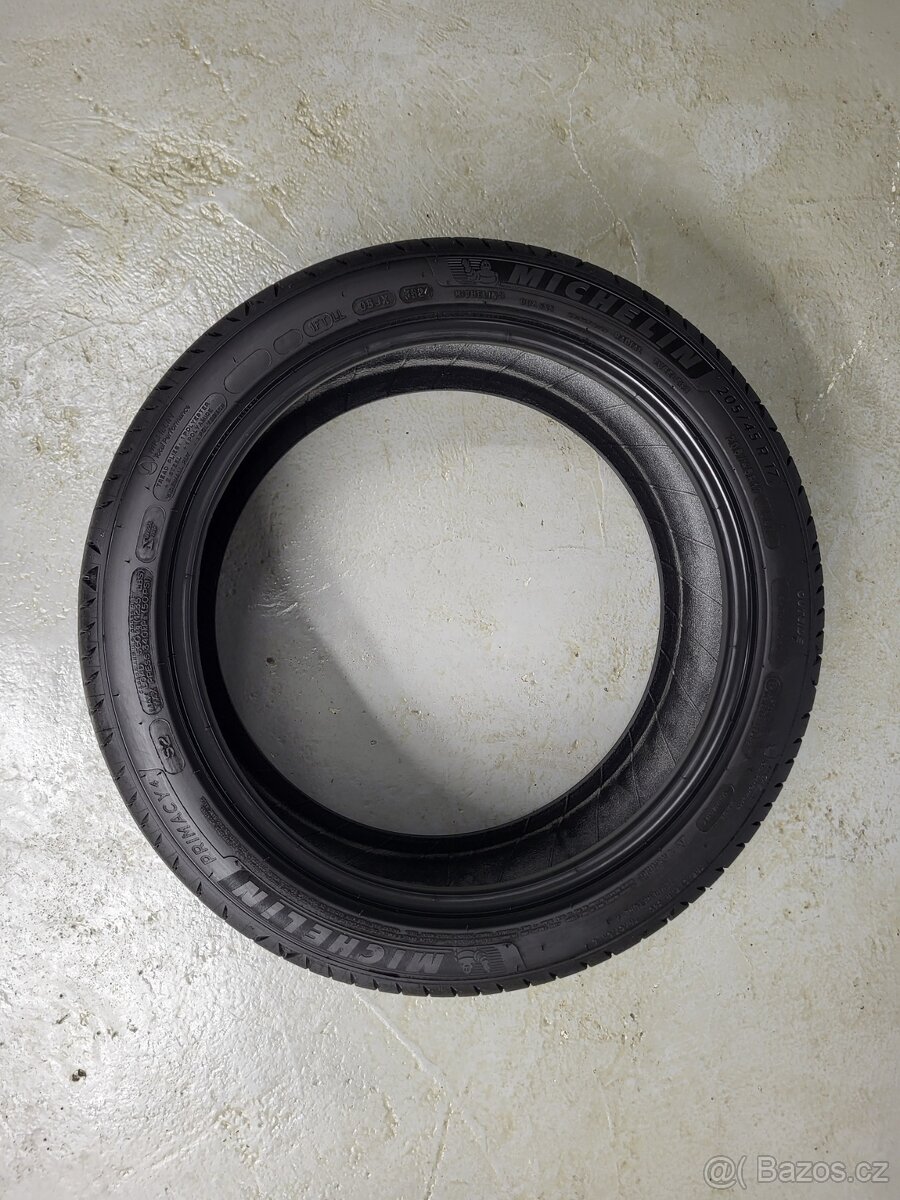 2x 205/45R17 Michelin Primacy 4 - 3