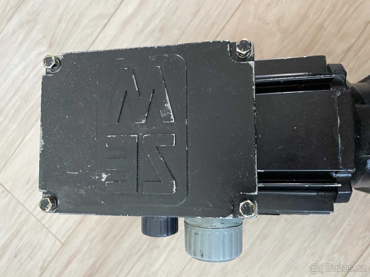 Servomotor sev eurodrive DFY71M/TH - 3