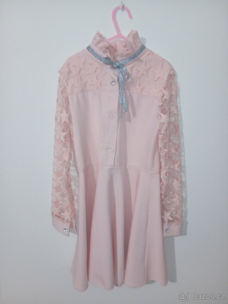 Růžové šaty. - 3