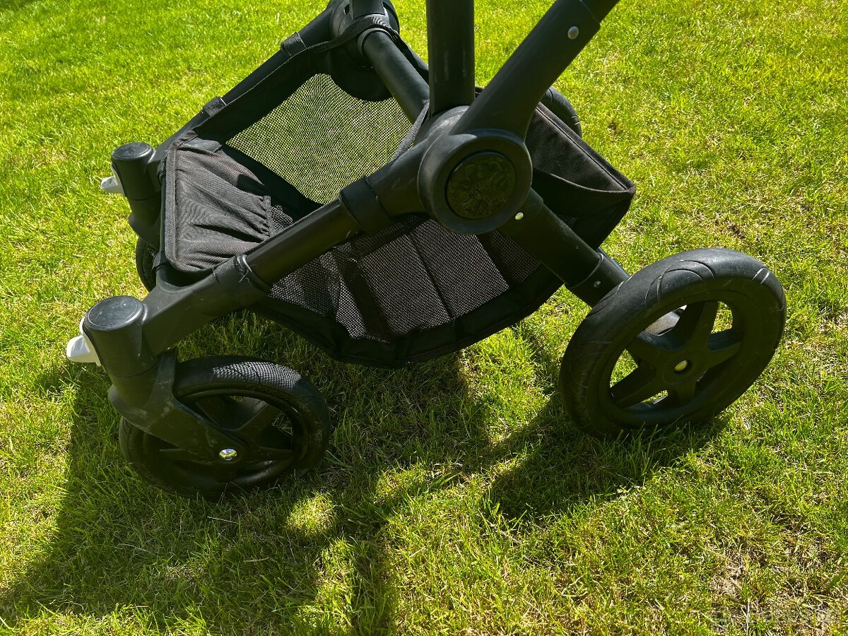 Bugaboo Buffalo, limitovaná edice Ateliér 2018 - 3