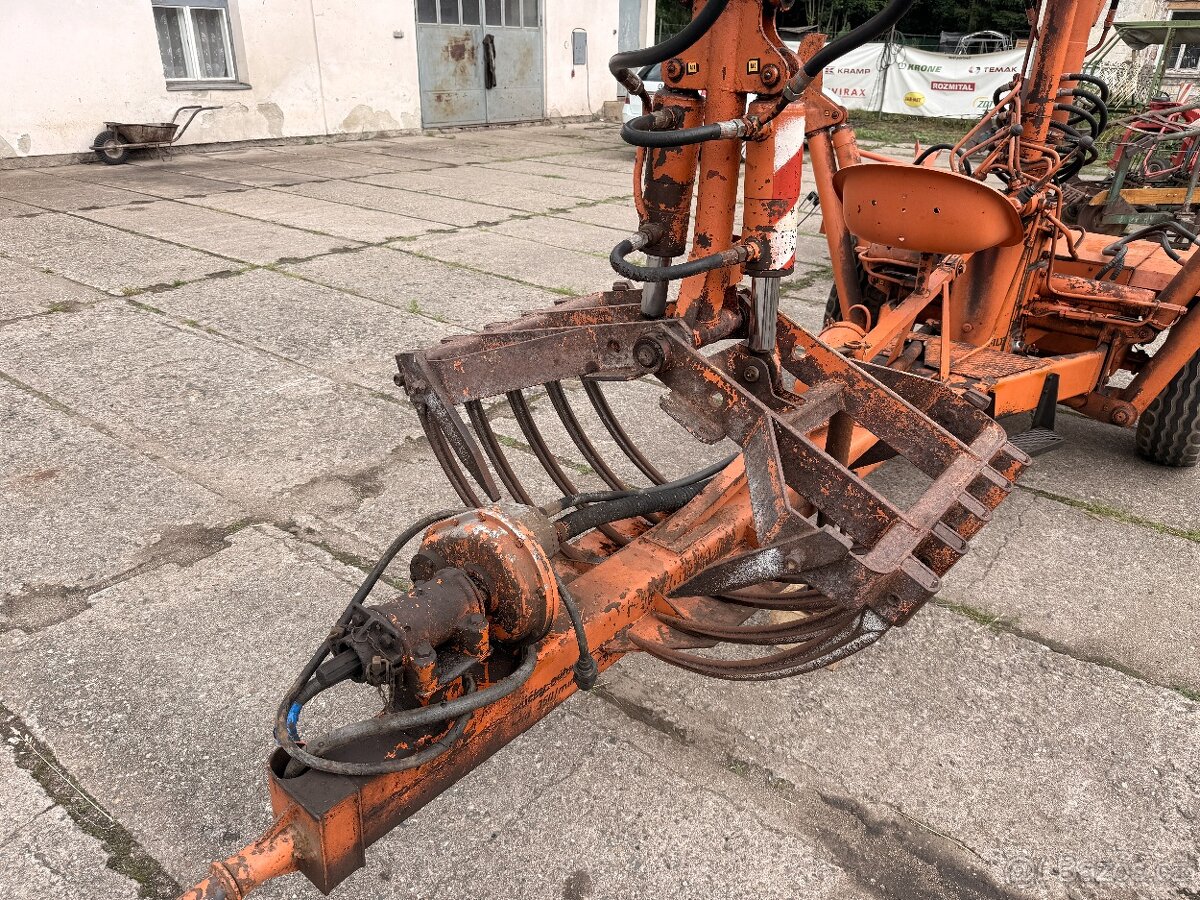 Nakladač UNHZ 500 - 3