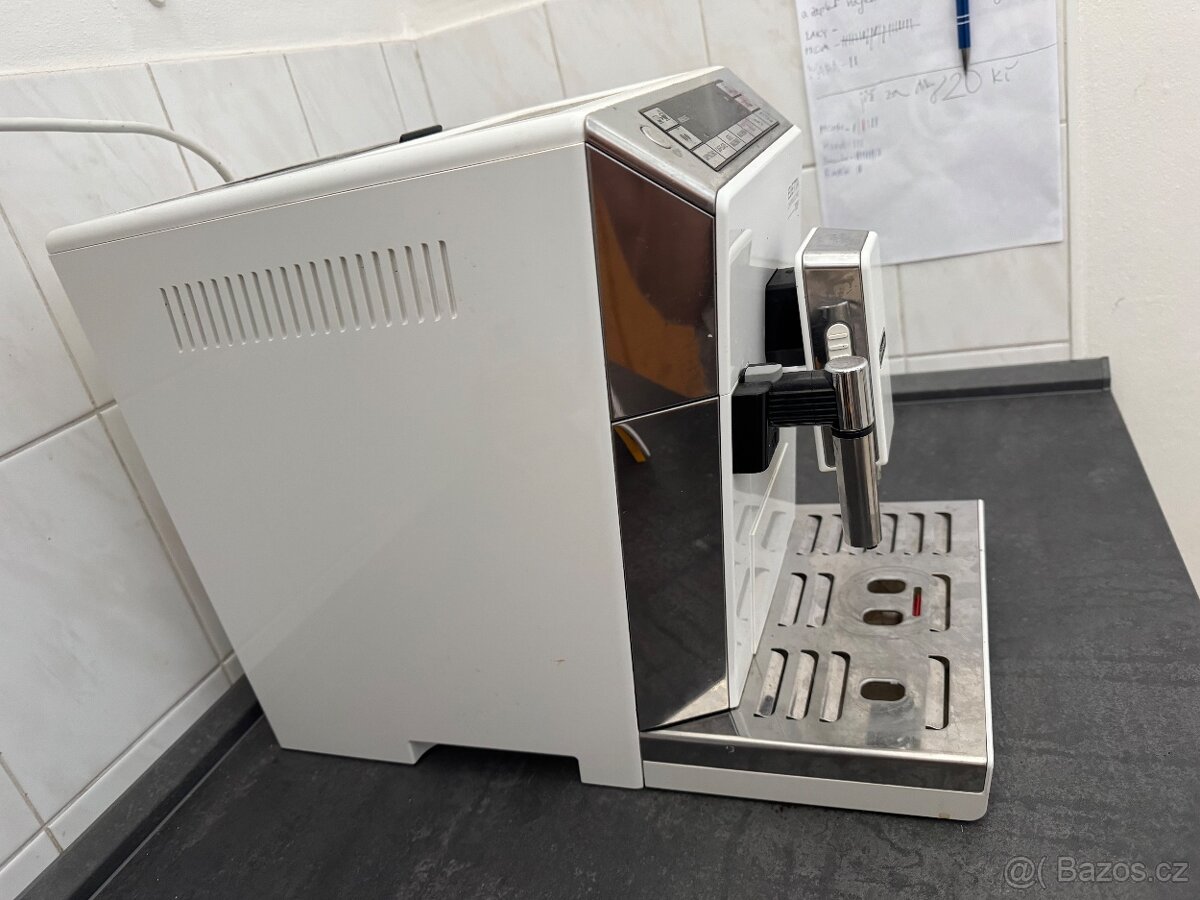 Kávovar Delonghi Elleta - 3