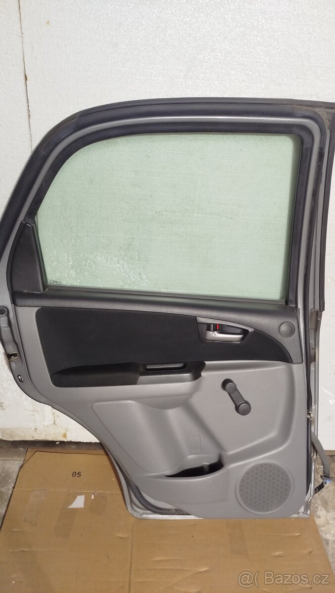 Dveře řidiče Suzuki SX4 - 3