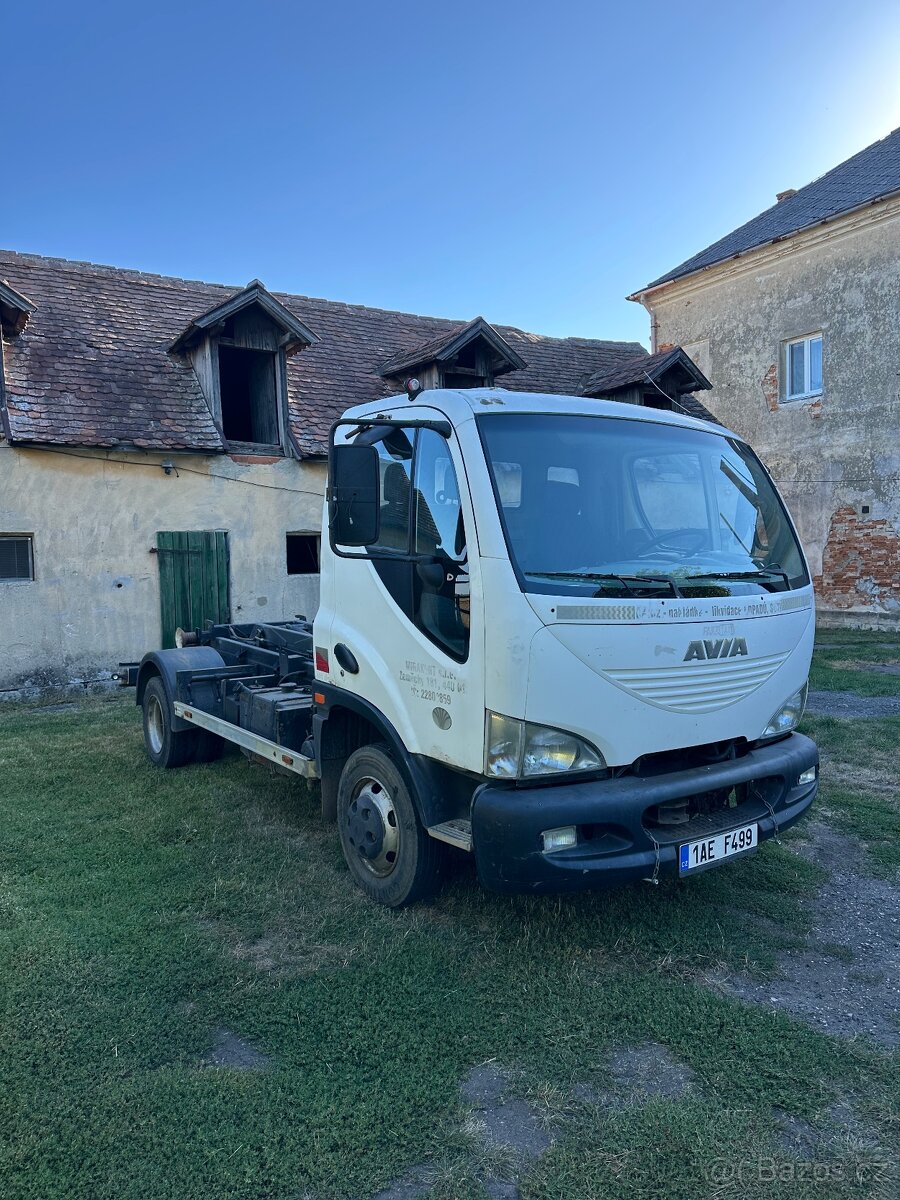 Avia D90 Hákový nosič kontejneru - 3