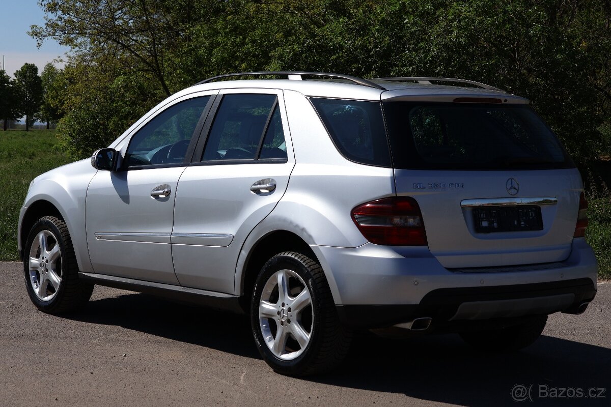 Mercedes-Benz ML 320CDI 4MATIC SPORT - 3