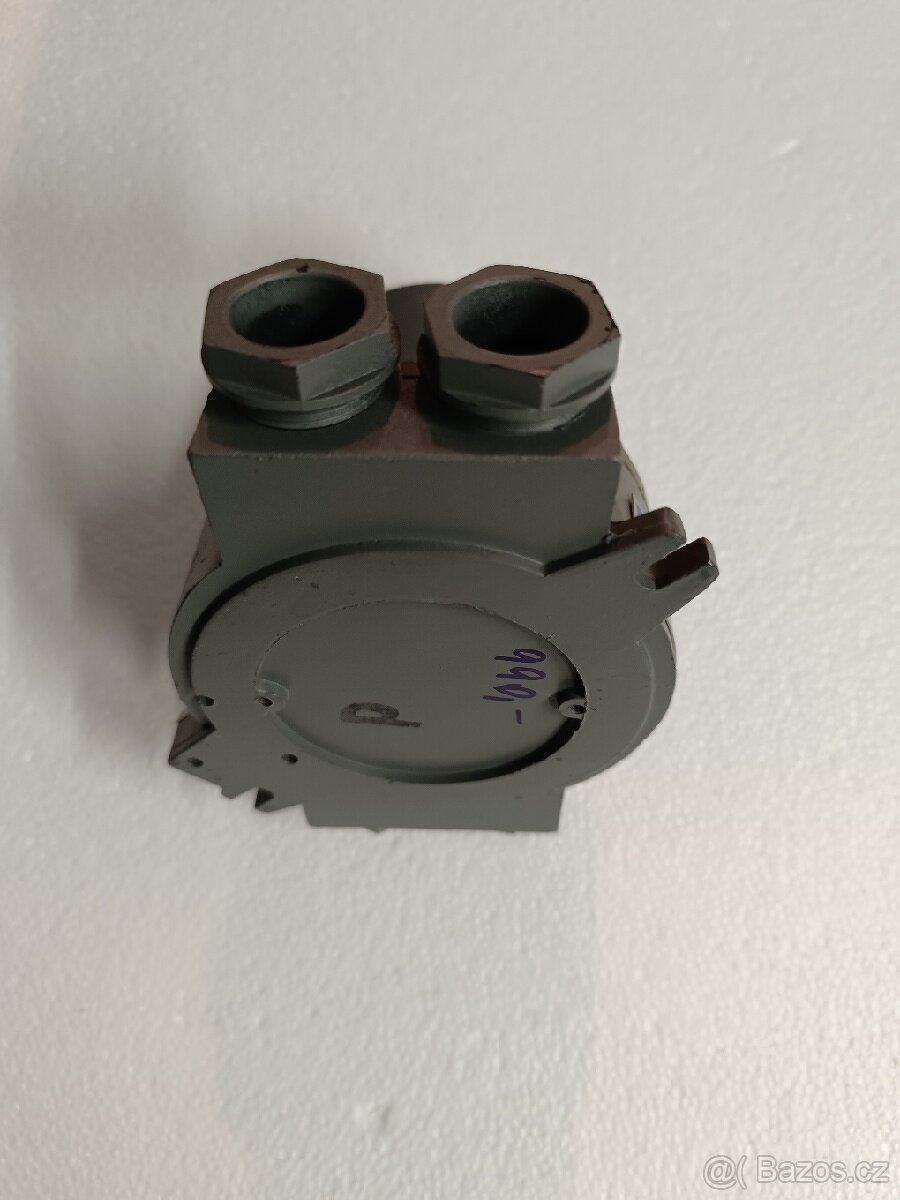 Litinový vypínač S25 VL - 3