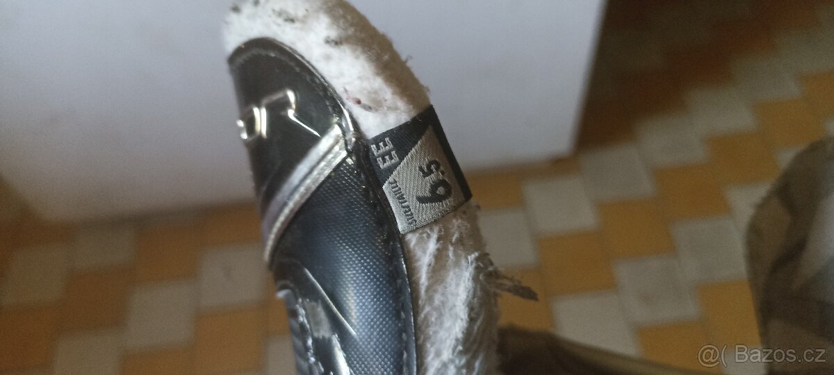 Brusle Bauer Vapor X3 - 3