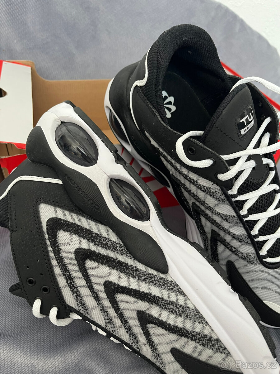 Nike Air Max TW - 3