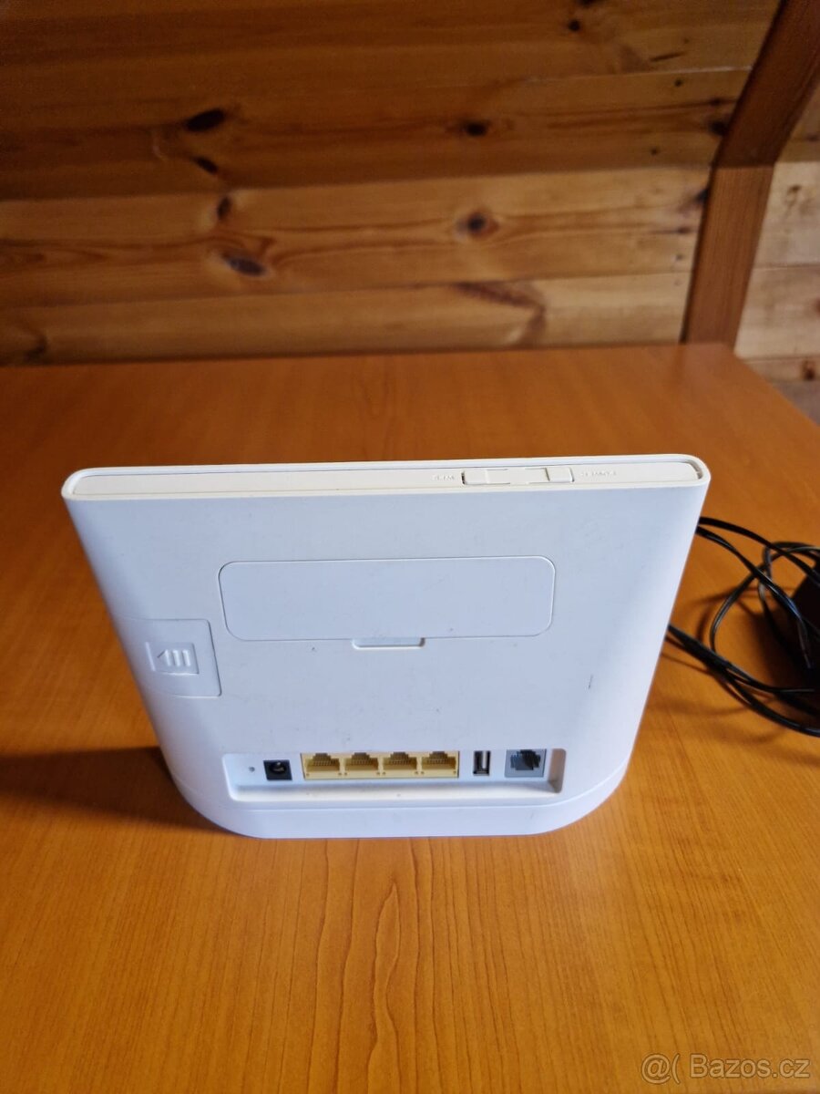 HUAWEI 8315s-22 WIFI router - 3