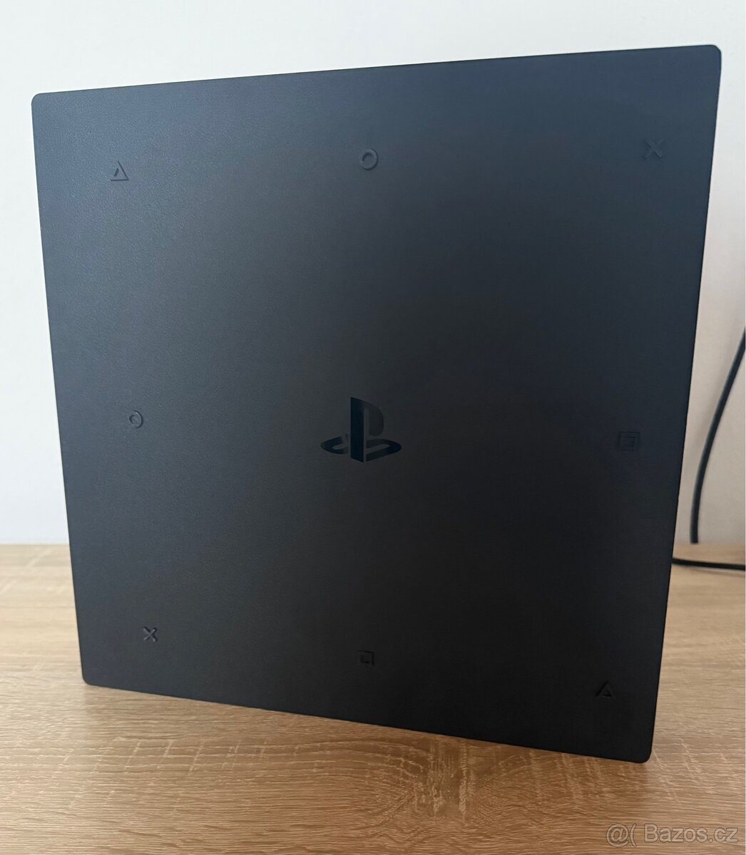 PS4 Pro – jako nová | 2 roky záruka - 3