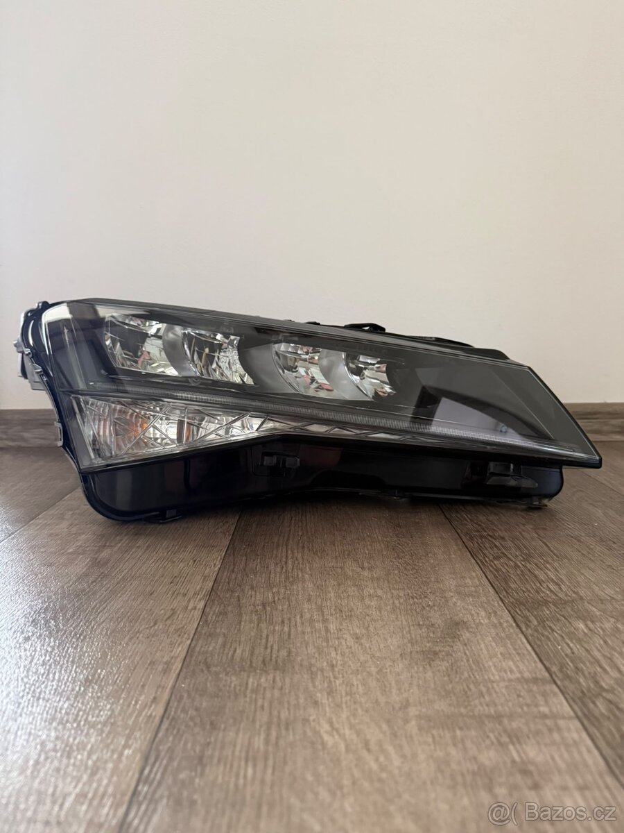 LED světlomety Škoda superb III - 3