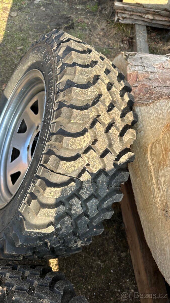 Offroad kola Suzuki Samurai, Vitara