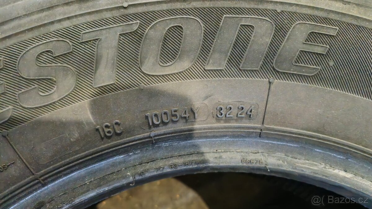 Prodám pneumatiky 235/65 R16C - 3