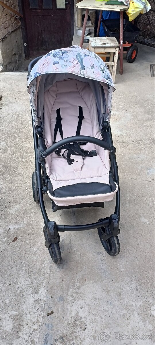 Dětský kočárek - 3