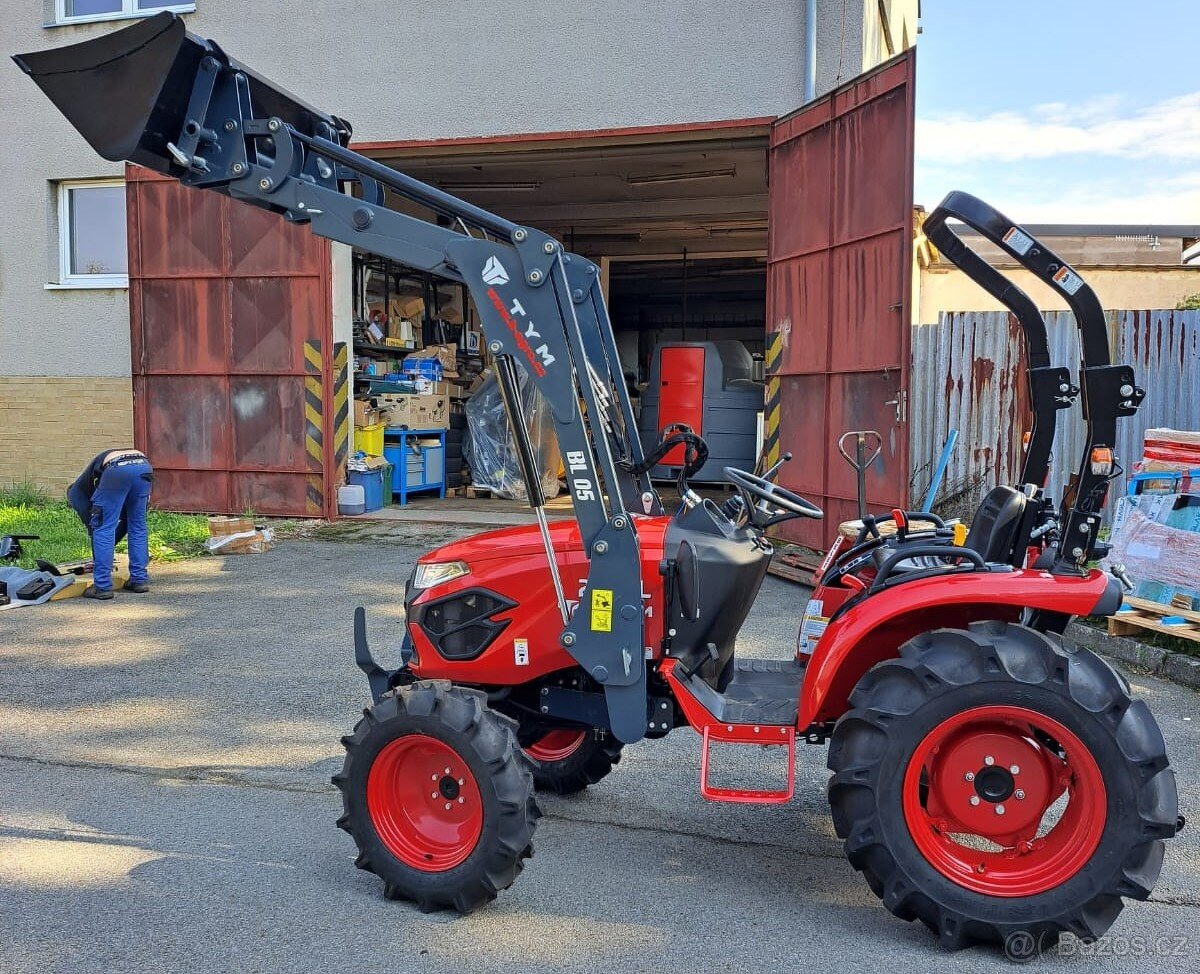 Malotraktor TYM 2500L - nový stroj - 3