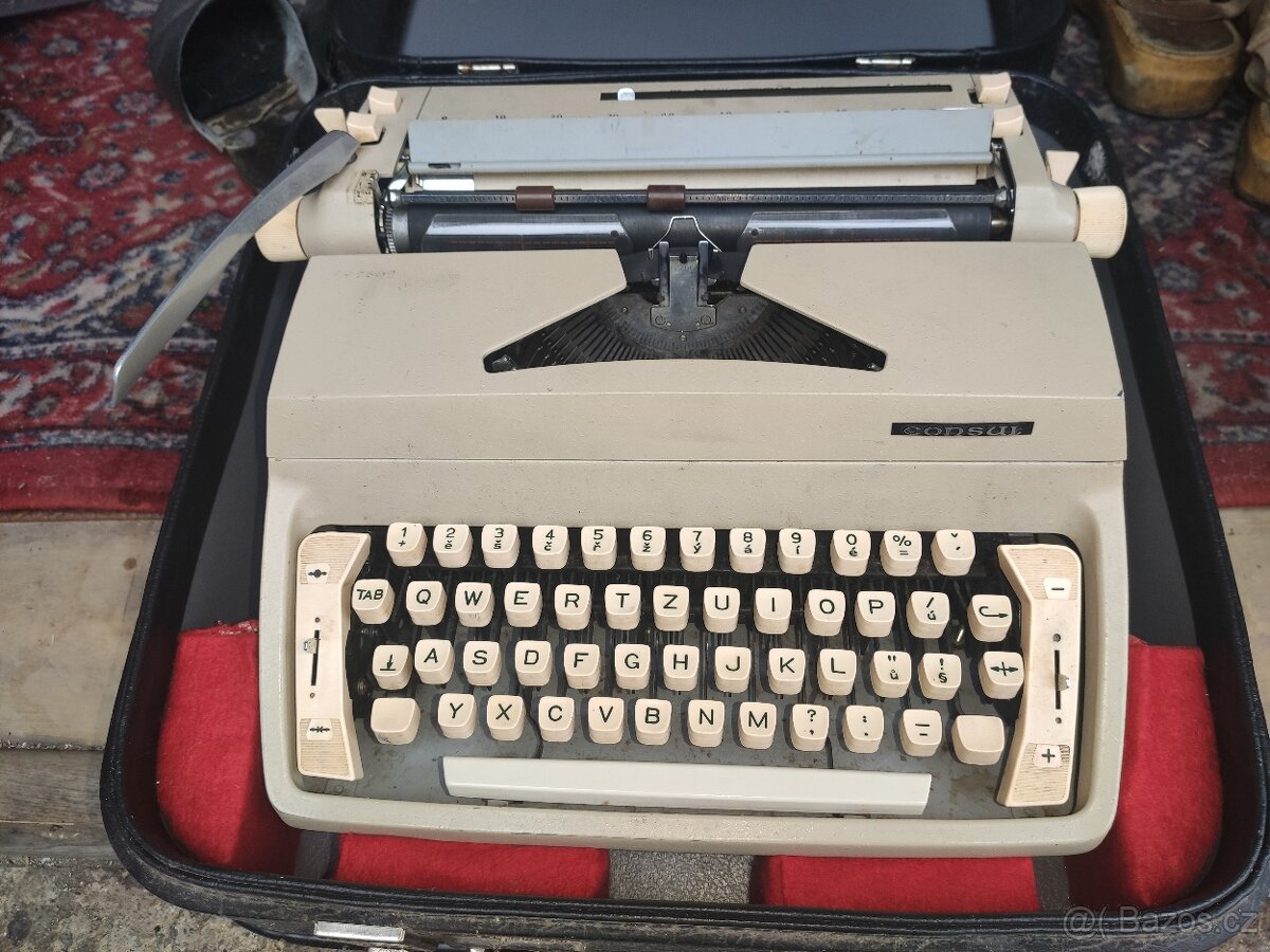 Psací stroj Consul - 3