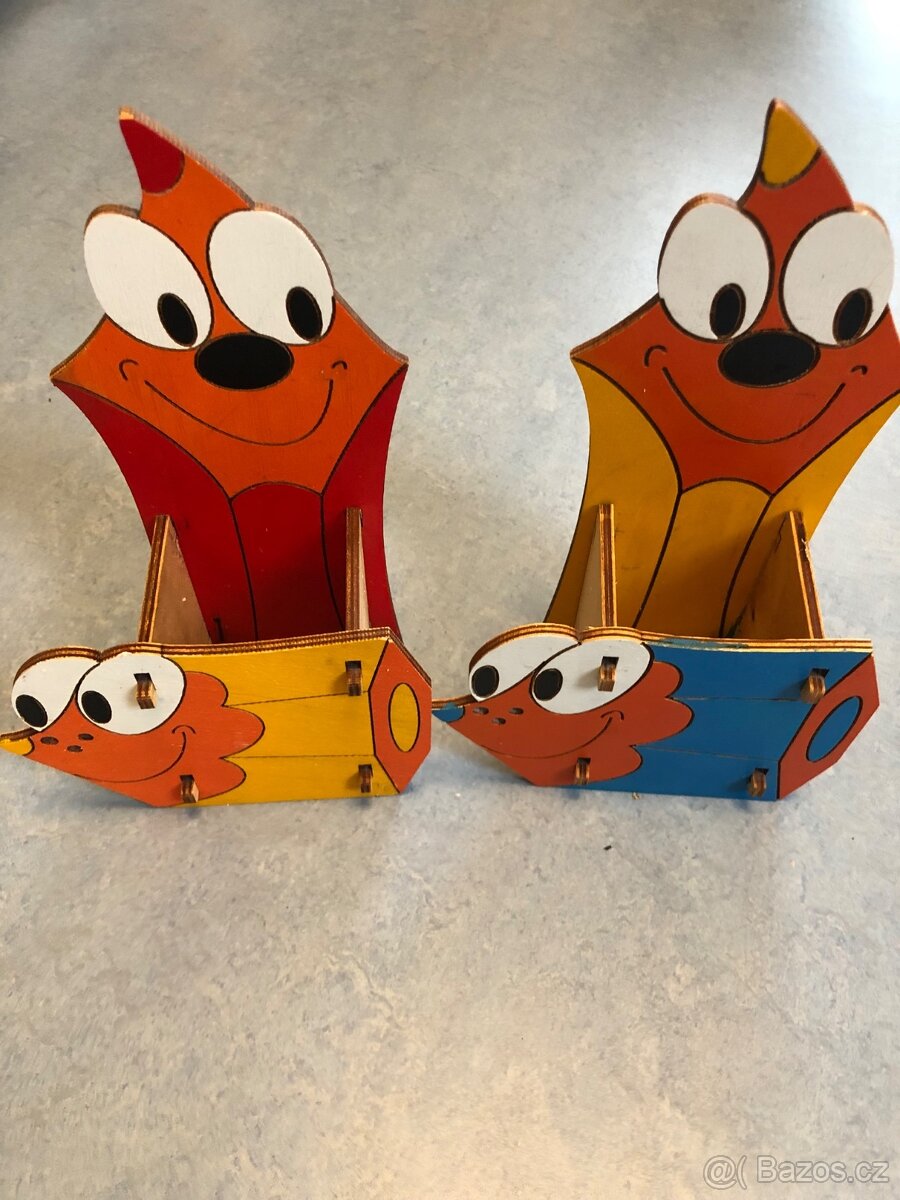 Stojánek na pastelky- dřevěné - 3