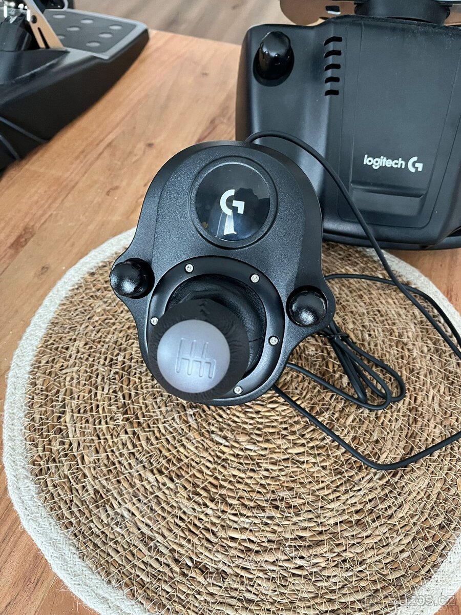 Herní volant logitech g920 - 3