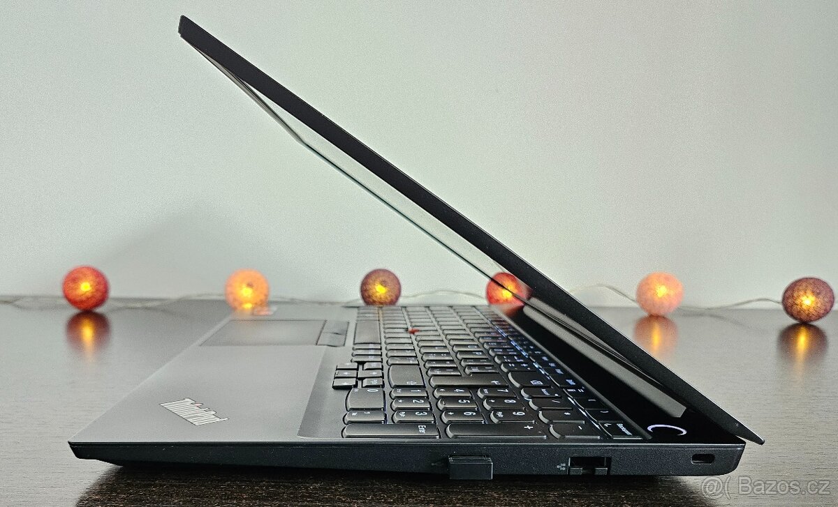 Notebook Lenovo ThinkPad E15 (GEN4|RYZEN|16GB RAM|512GB SSD) - 3