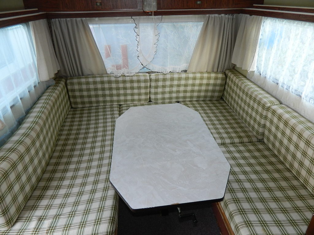Karavan Wilk - 3