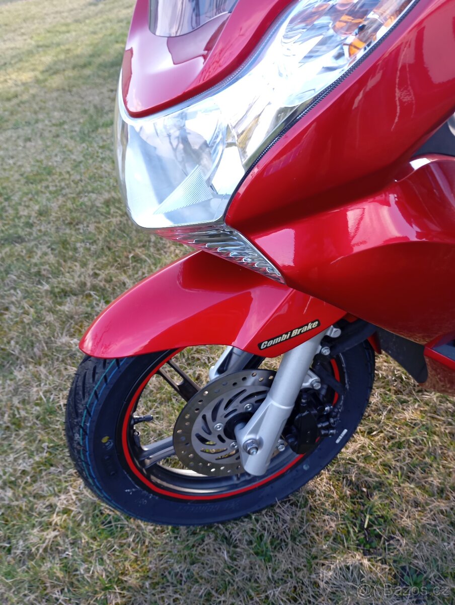 Honda PCX150 - 3