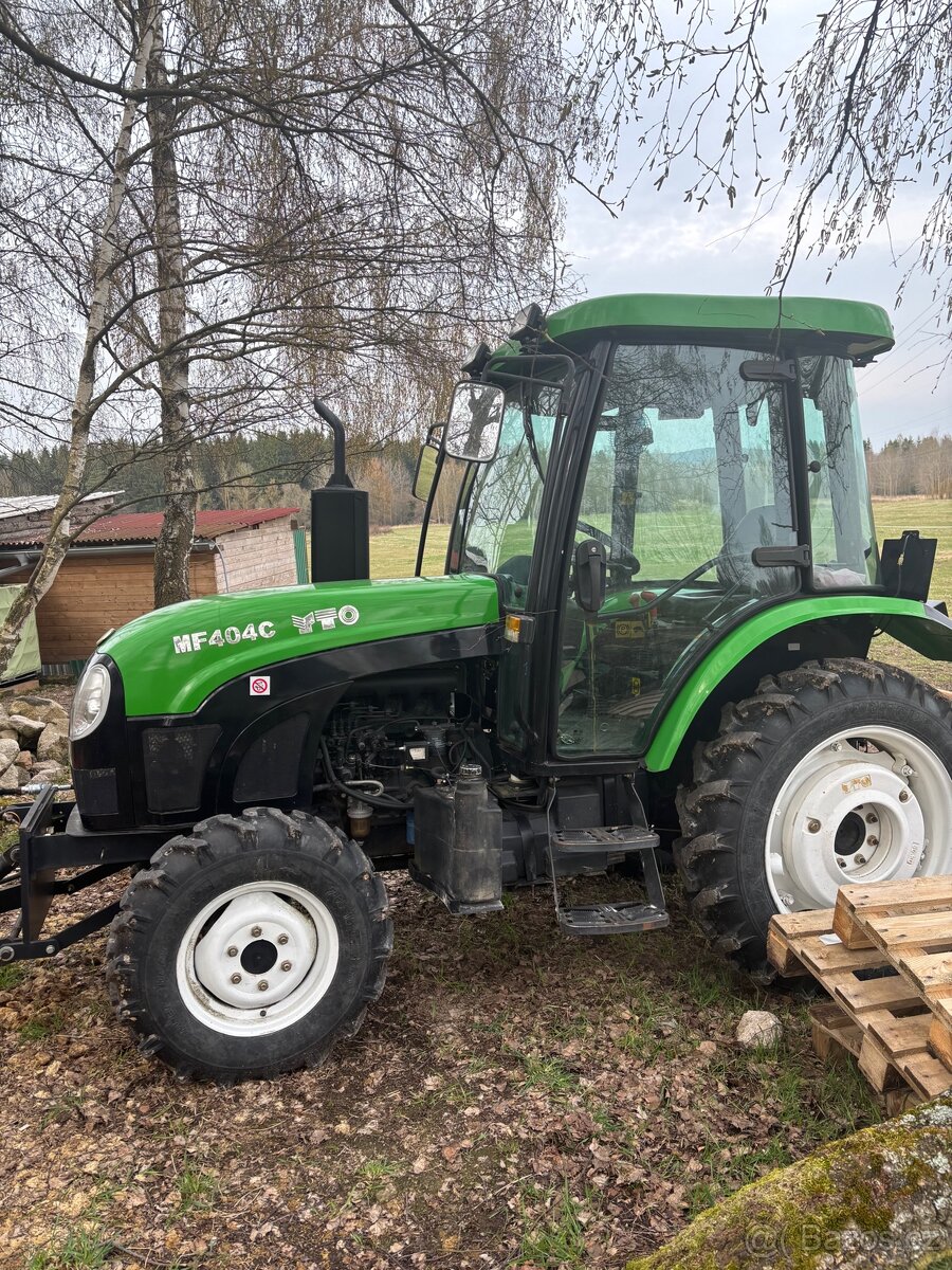 Malotraktor YTO MF 404 - 3