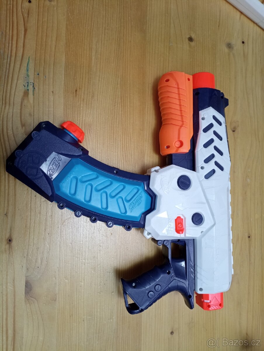 Nerf Super soaker - 3