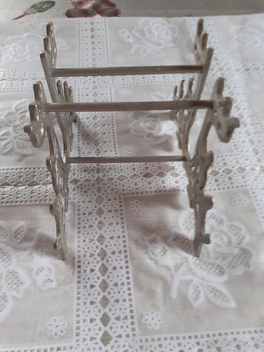 Starožitné odměrky, mlýnek leinbrock, stojan na ubrousky - 3