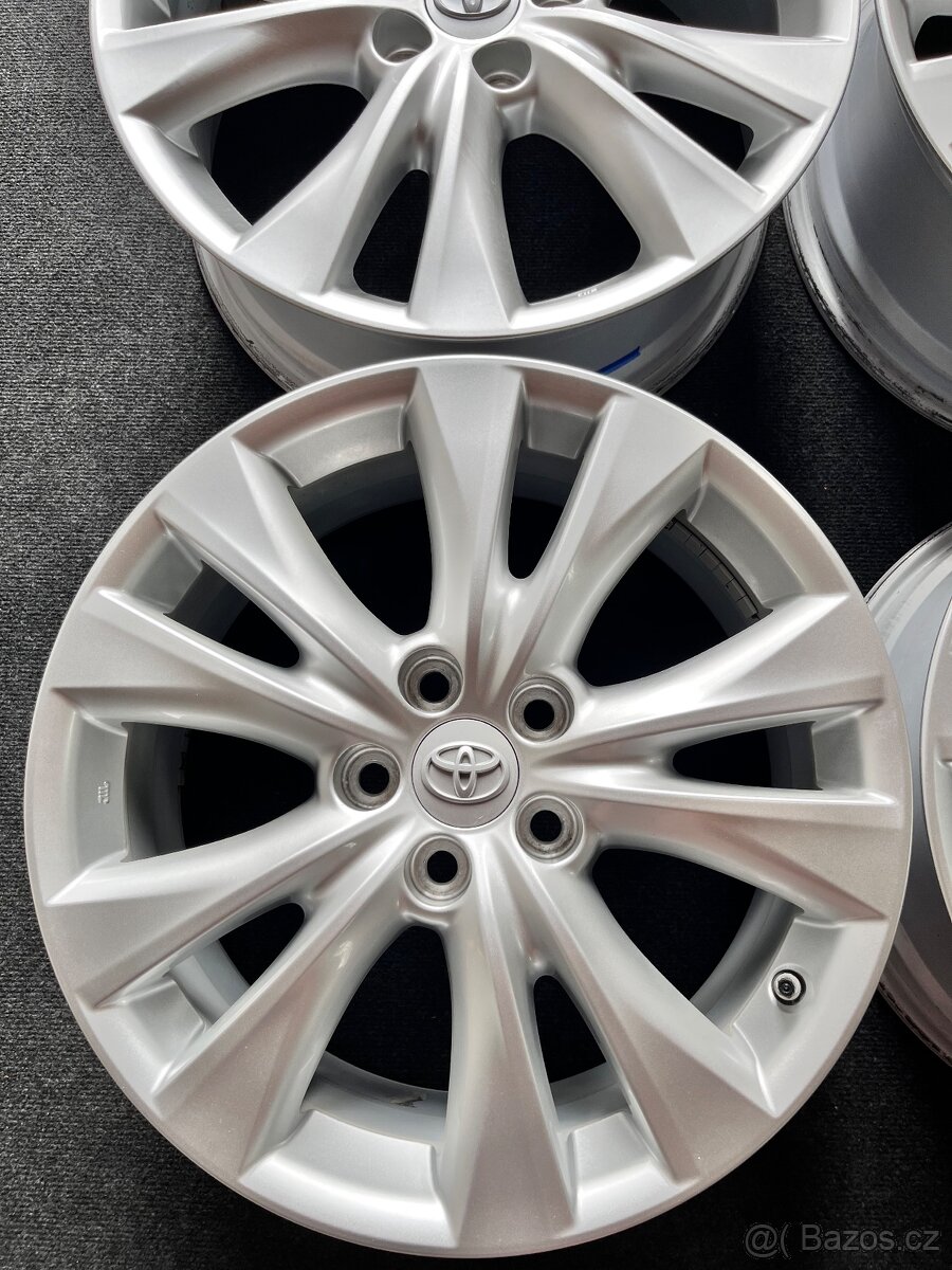 Toyota RAV4 - 4. Generace alu originál sada disku - ET45 - 3