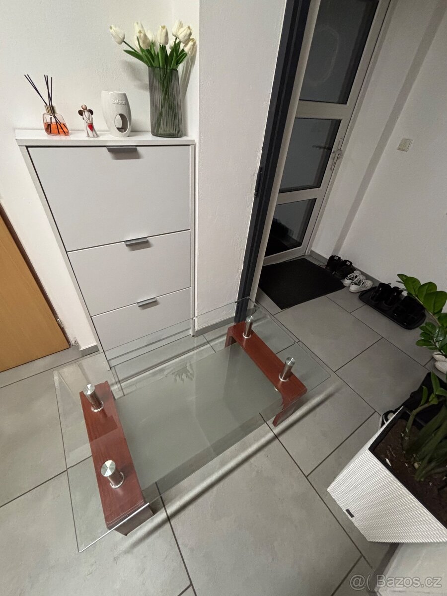 Konferenční stolek - 3