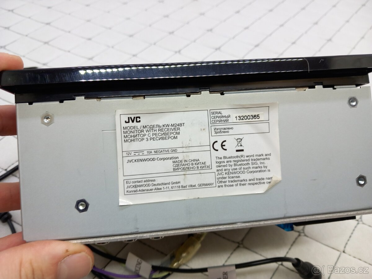2din rádio JVC - 3
