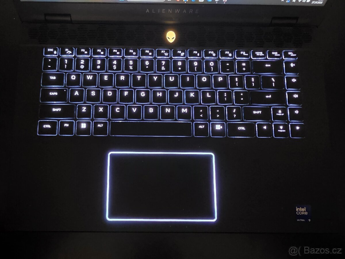 Herní notebook alienware RTX4070 - 3